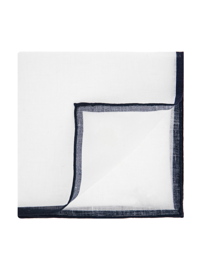 Pochette de costume en lin blanc avec ourlet bleu marine