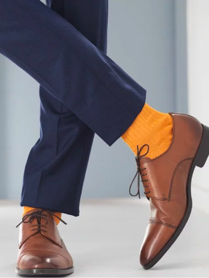 Calcetines de hilo de Escocia amarillo mostaza