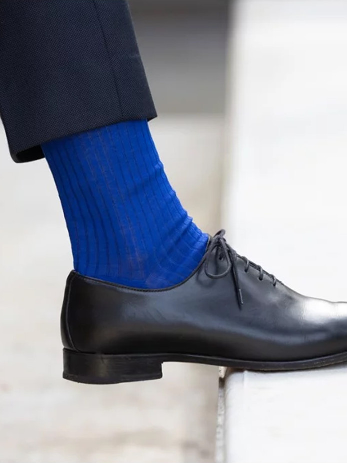 Calcetines ejecutivos de hilo escocés azul eléctrico