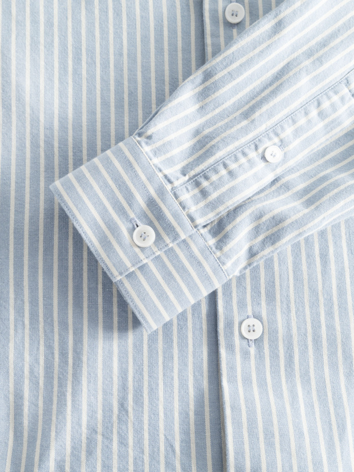 Camisa con cuello mao en oxford japonés de rayas azul cielo