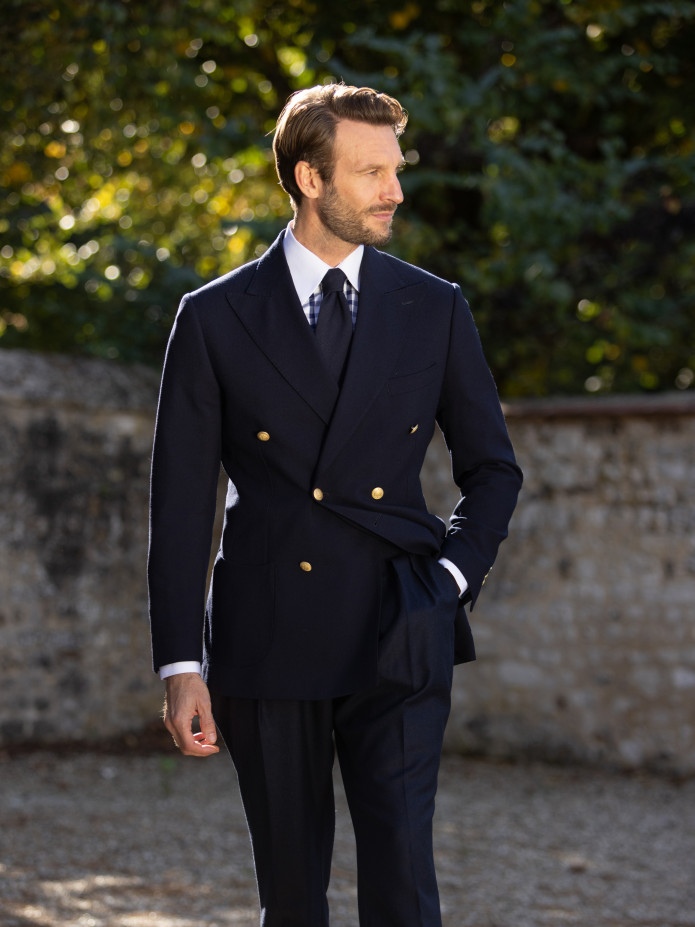 Camisa de cuello francés en sarga vichy azul marino