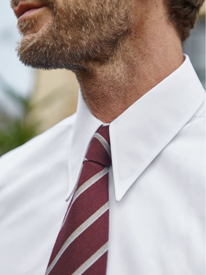 Camisa cuello de puntas en popelina blanca