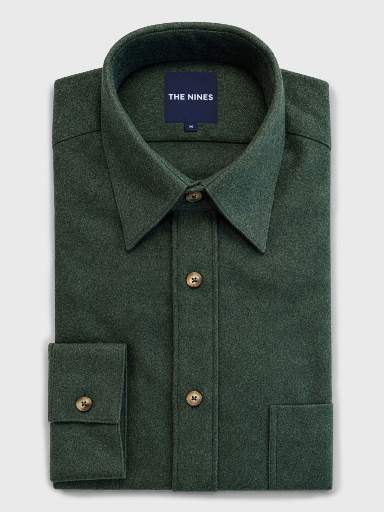 Camisa de cuello francés en franela verde bosque