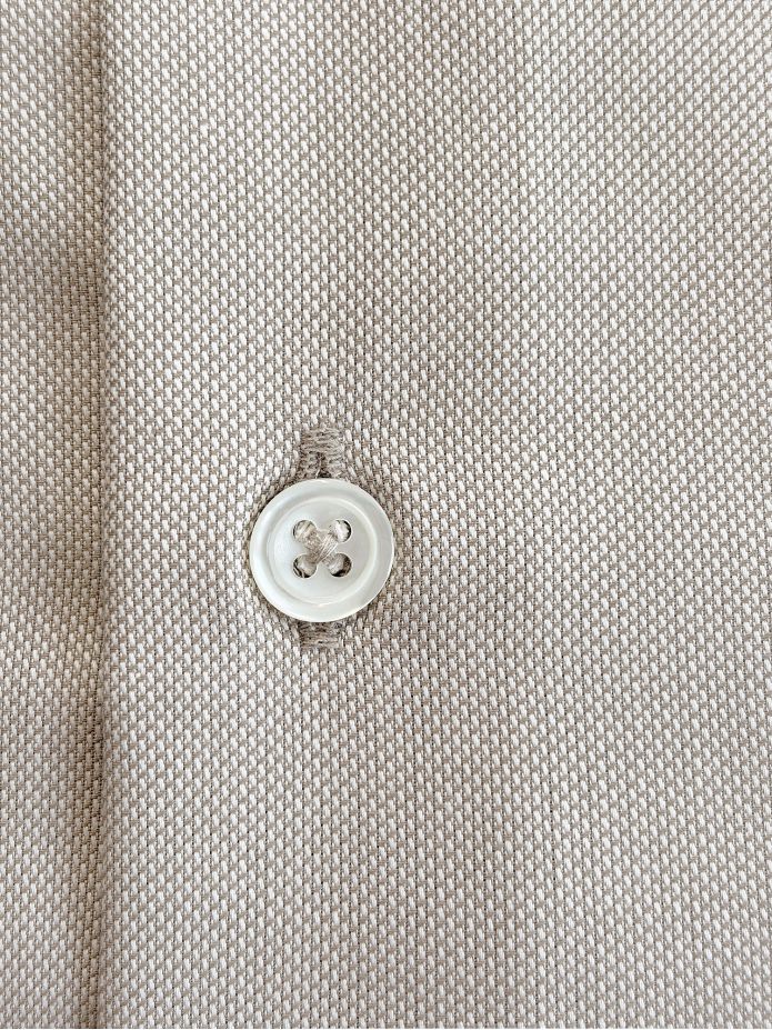 Camisa de cuello francés inarrugable en Royal Oxford marrón
