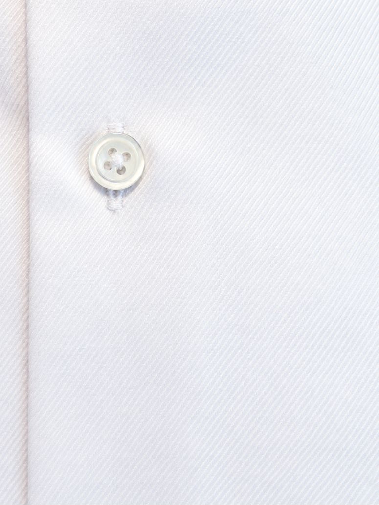 Camisa de cuello italiano en twill blanco con puños de gemelos