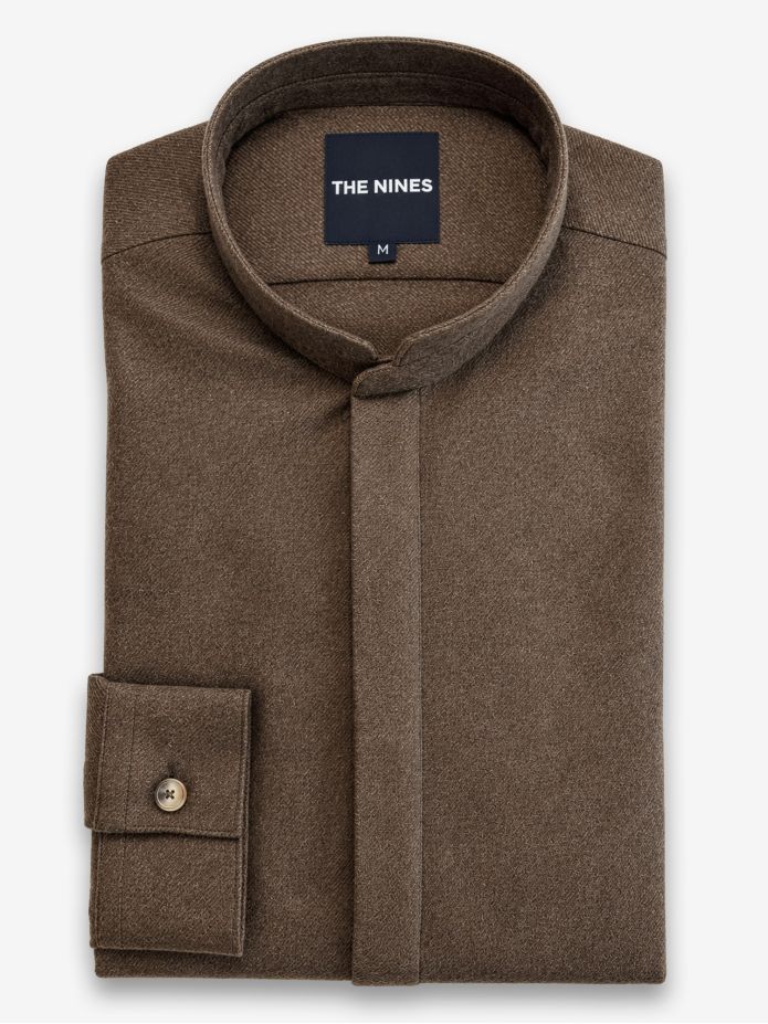 Camisa de cuello Mao en franela marrón