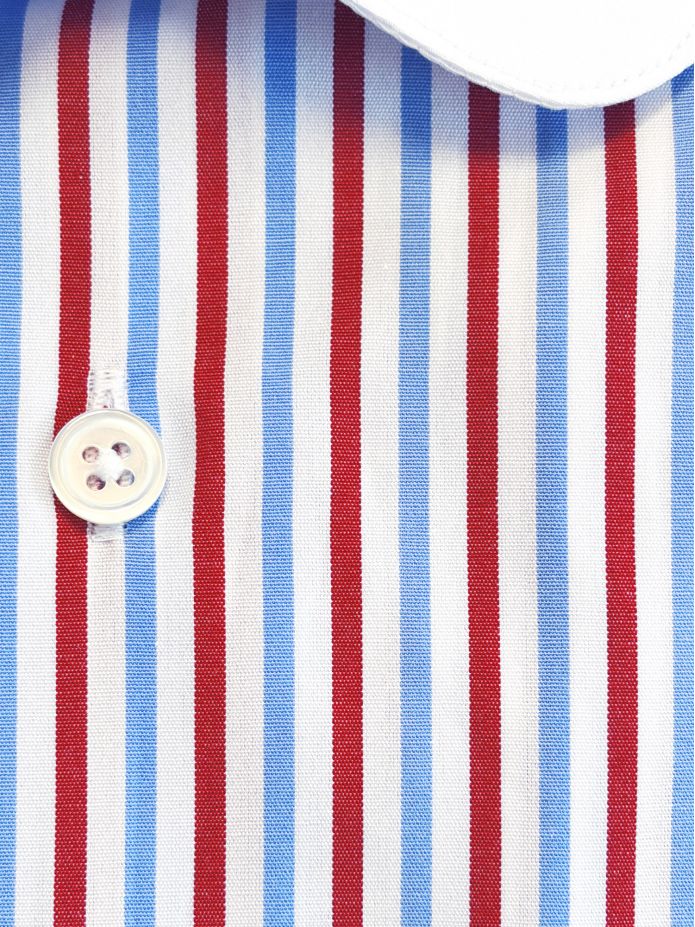 Camisa de cuello redondo a rayas tricolores