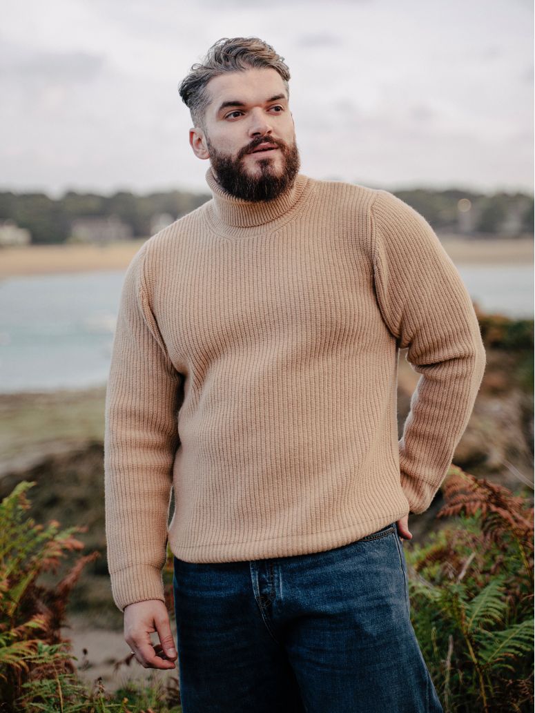 Jersey de cuello vuelto camel Adam