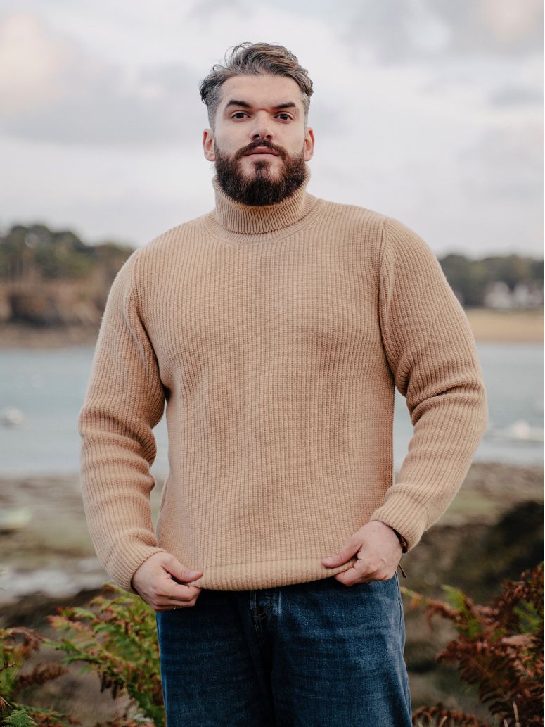 Jersey de cuello vuelto camel Adam