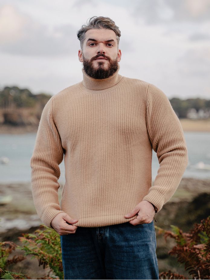 Jersey de cuello vuelto camel Adam