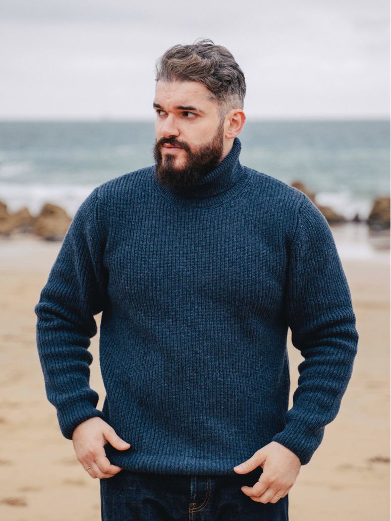 Jersey de cuello alto azul Adam