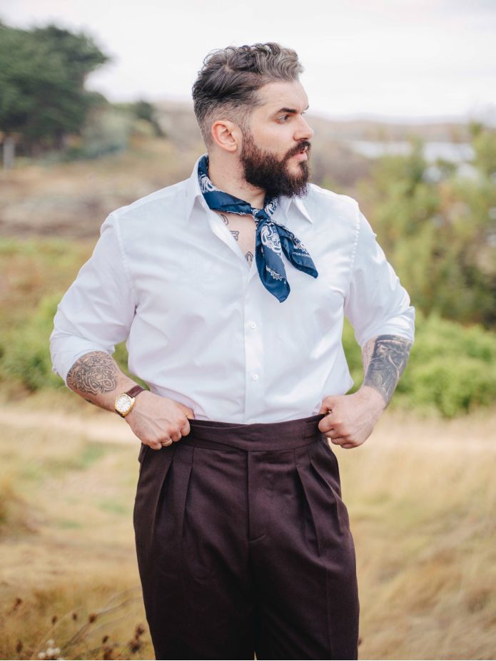 Bandana azul marino con motivo paisley LISBURN