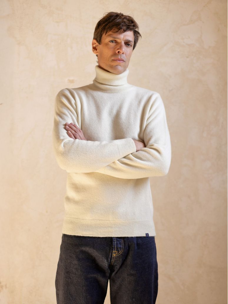 Jersey de cuello alto crudo Grant