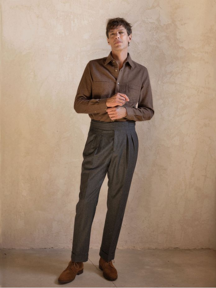 Camisa de cuello francés en franela marrón