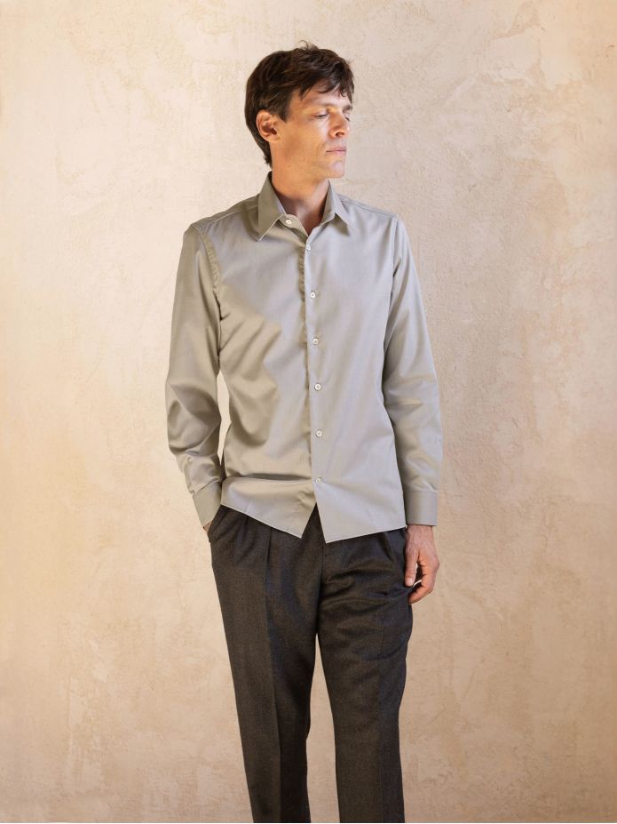 Camisa de cuello francés inarrugable en Royal Oxford marrón
