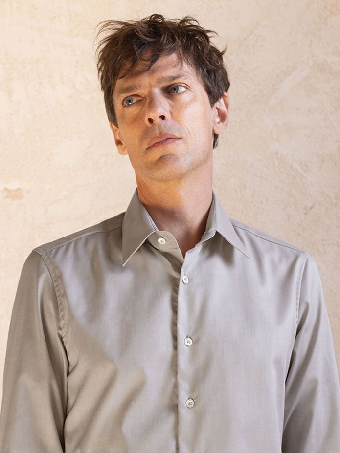 Camisa de cuello francés inarrugable en Royal Oxford marrón